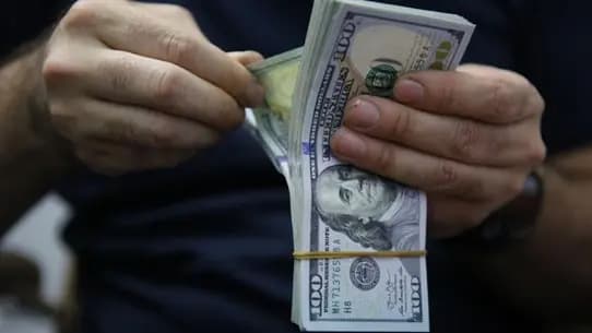 الدولار يلامس الـ 40 ألفاً