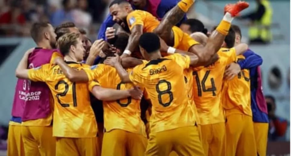 مونديال 2022: هولندا تتغلب على الولايات المتحدة 3- 1 وتتأهّل إلى الربع نهائي