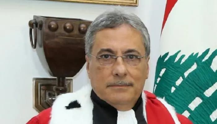 ما حقيقةُ الرّسوم المفروضة على كُتَّابِ العدلِ؟ الخوري يوضّح