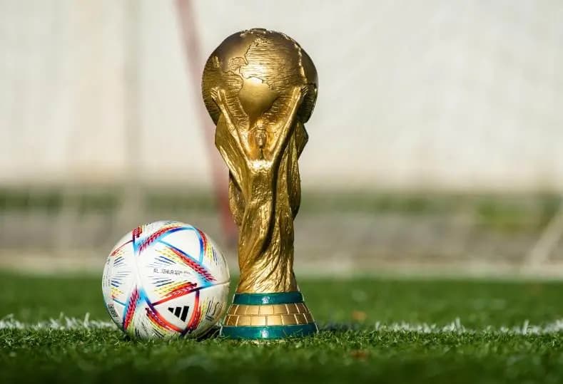 ماذا بعد خروج البرازيل من المونديال.. المنتخبات تتأهّب لكأس العالم والمغرب متفائلٌ..!
