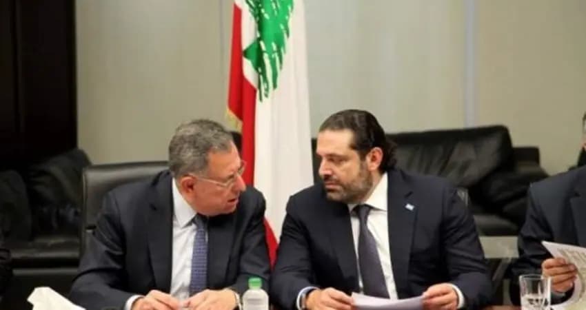 السنيورة يسعى لسحب "الزعامة" من الحريري والأخير يتحرك