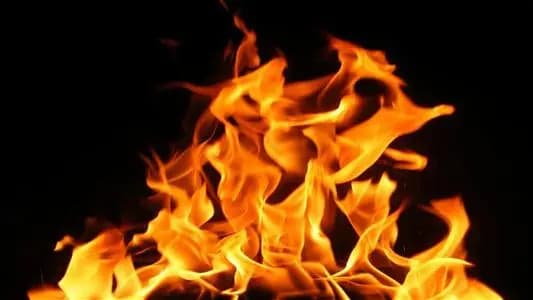 إخماد حريق داخل متجر... إليكم التفاصيل