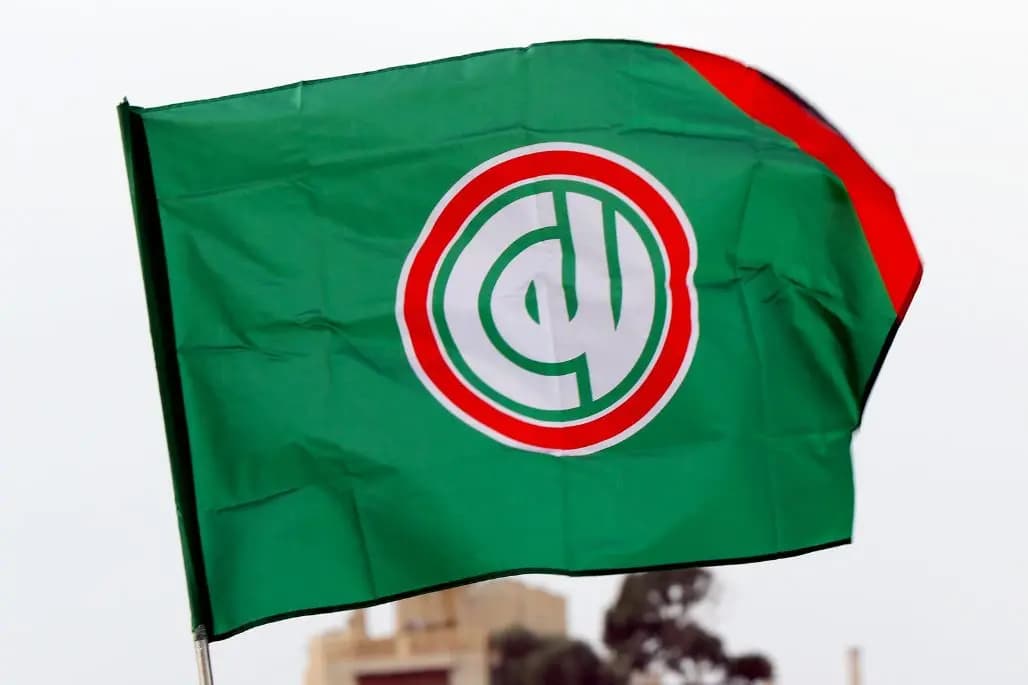 أمل: لن تبنوا هذا البلد على دمارنا
