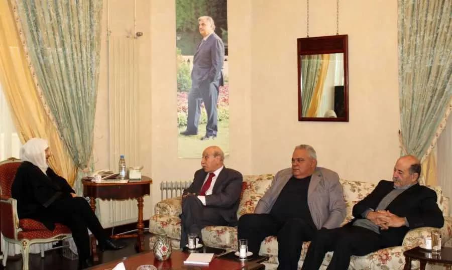 الحريري تلتقي وفدَ الجبهةِ الدّيمقراطيّة... إليكم التّفاصيل
