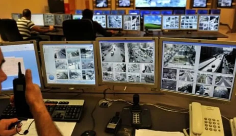 التحكم المروري: حركة المرور كثيفة من الكرنتينا باتجاه نهر الموت