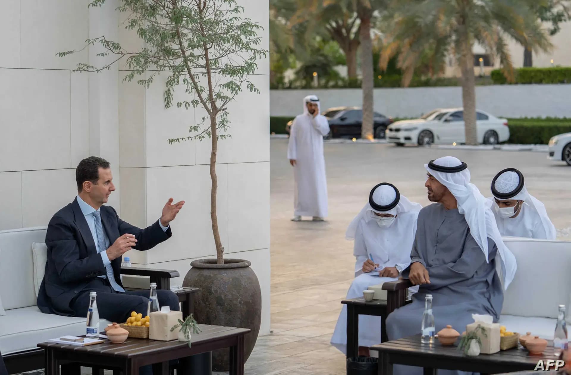 زيارةُ الأسد إلى الإمارات بينَ الرّسائلِ الإقليميّة والدوليّة وتثميرِ العلاقات العربية-العربية