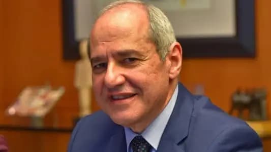 خلف: أرفضُ الرّضوخَ للخارج