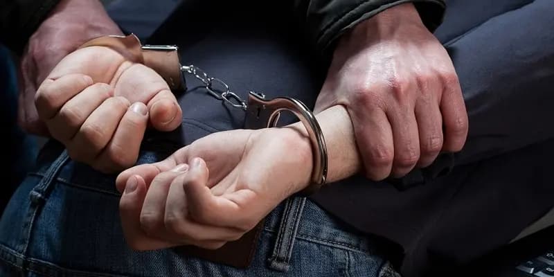 توقيف سوري للاشتباه بمشاركته في تبادل إطلاق نار بين الجيش ومطلوبين في بعلبك ‎‏