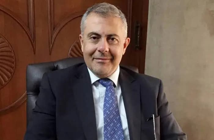 قرار لمحافظ بيروت بشأن موقف سيارات للعموم!