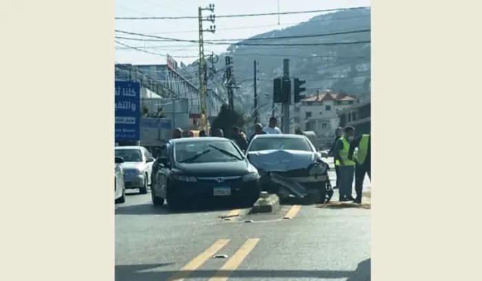 جريحان في حادث سير على طريق عام كفرعقا