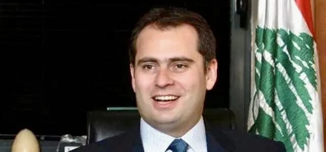 إميل لحود: امنحوا الأولويّة للبلد والشعب