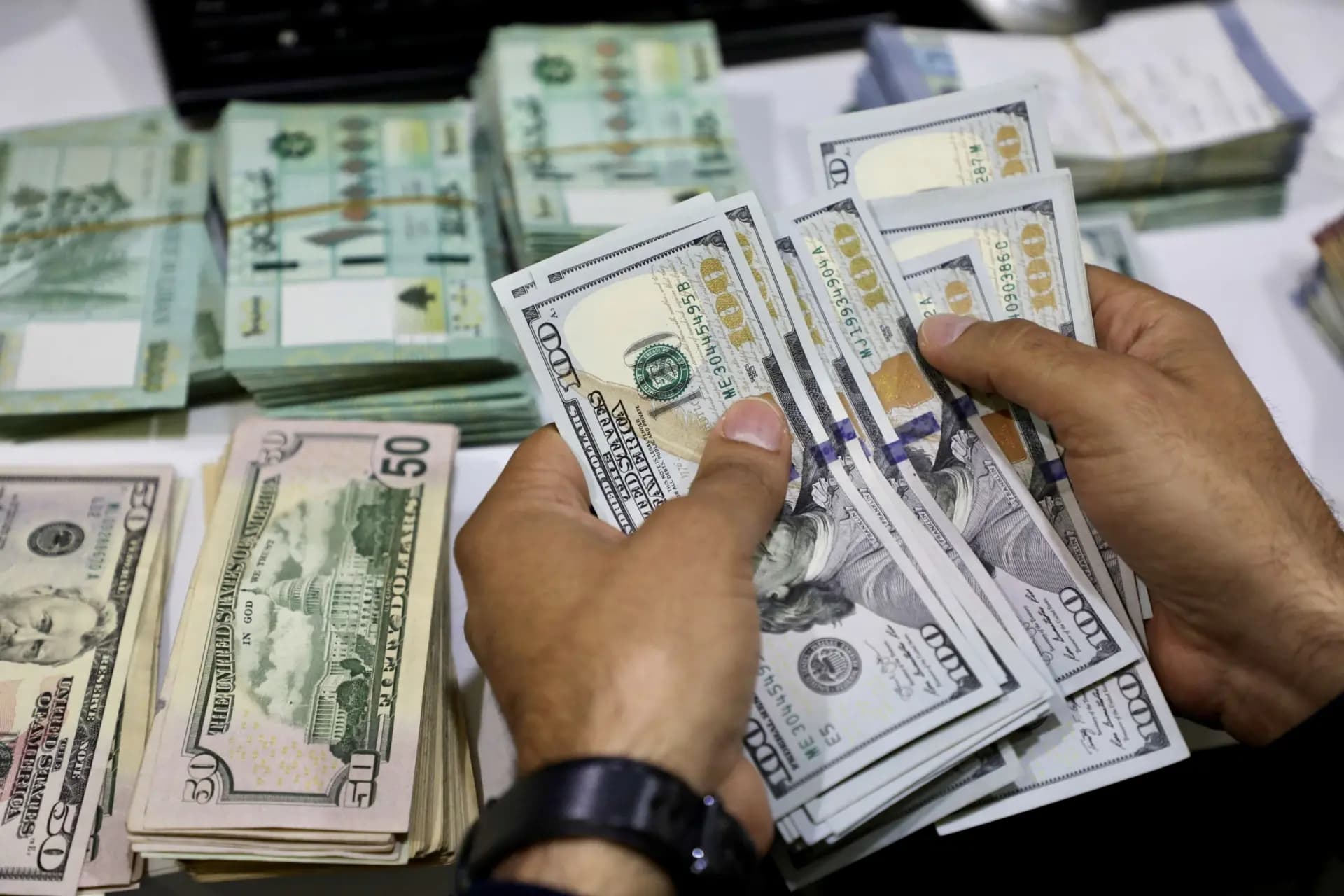 إليكم افتتاحية الدّولار صباح اليوم