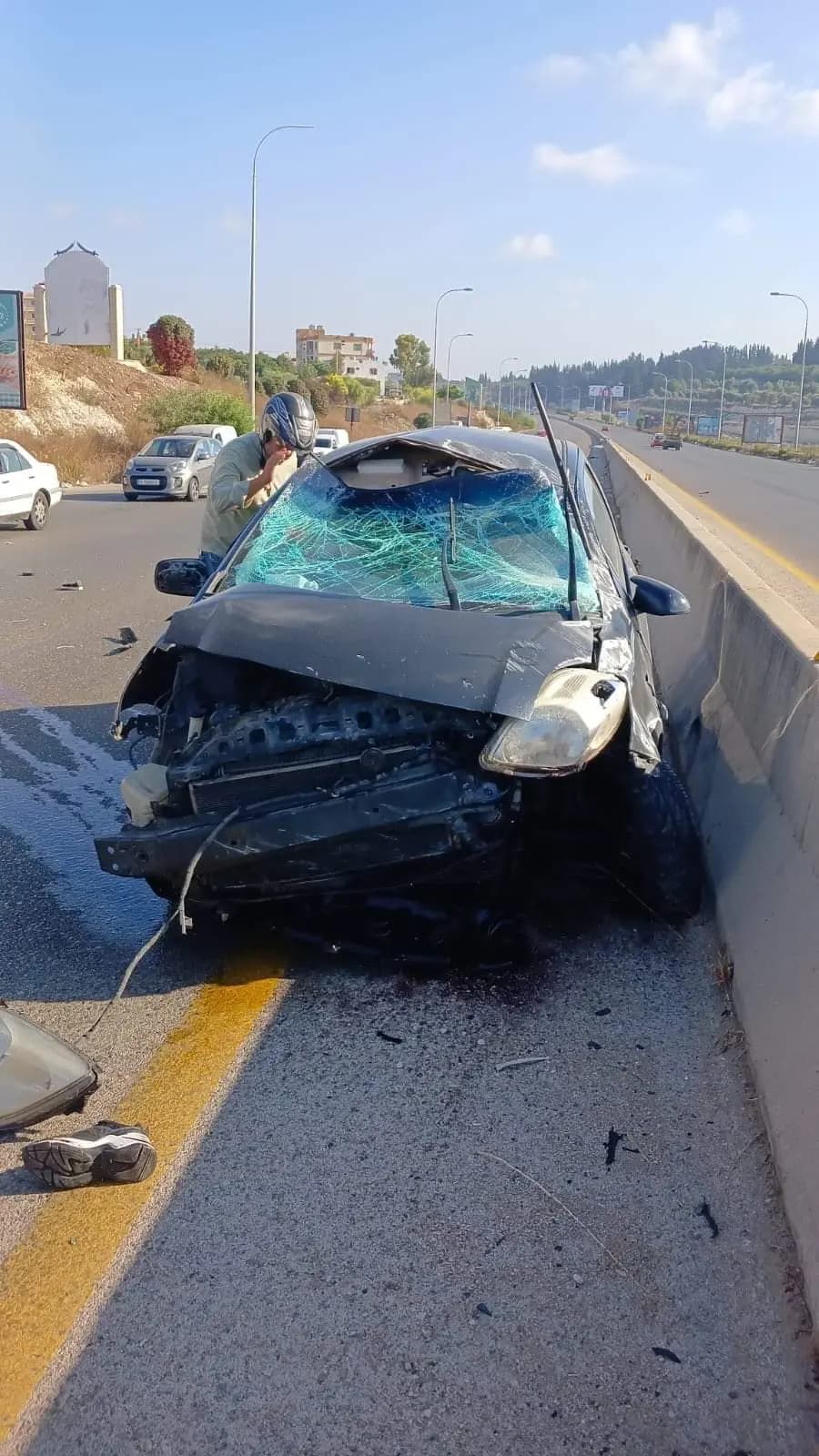 وفاة امرأة في حادث سير مروع على أوتوستراد صيدا - صور في محلة عدلون