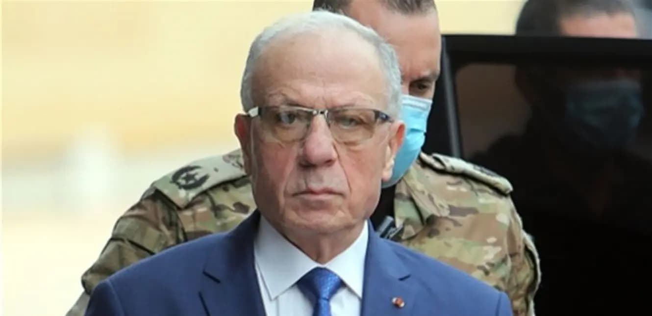 وزير الدفاع معزياً باستشهاد عبدالله: حقد العدو يستهدف الإعلام بهمجية