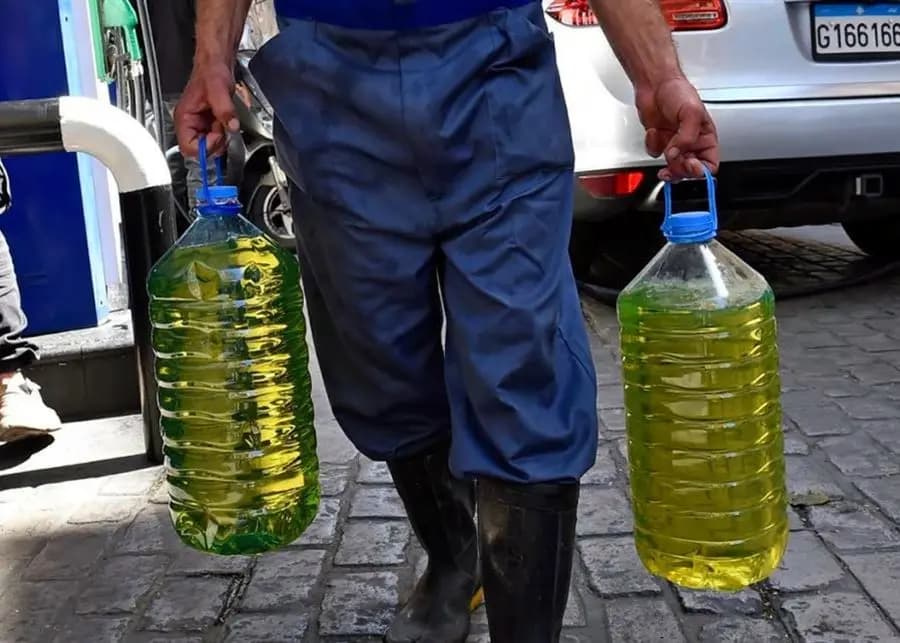 "لا داعي لتخزين المحروقات".. أبو شقرا يطمئن اللبنانيين