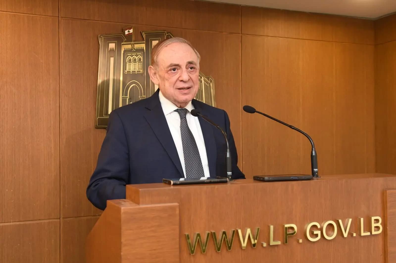 البستاني:لتثبيت الهدنة.. لبنان لا يموت!