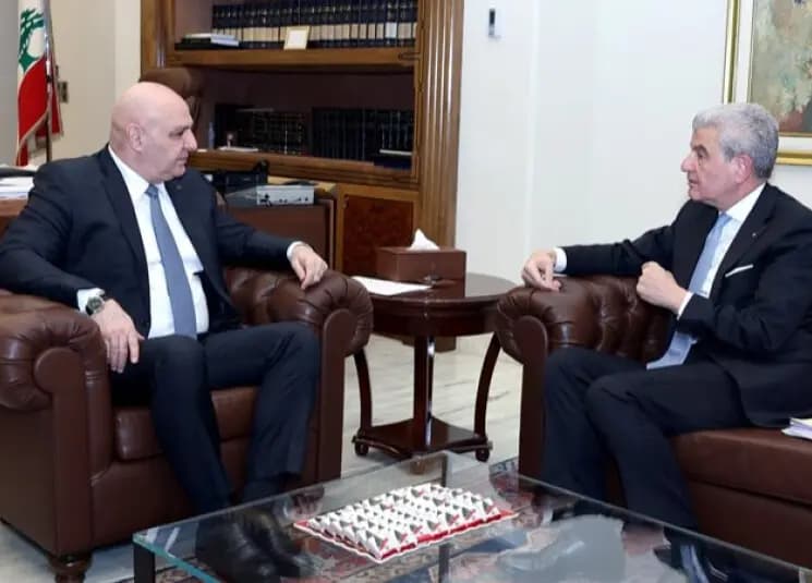 "مع الخوري ورسامني".. عون يطلع على واقع الصناعة والمرافق العامة