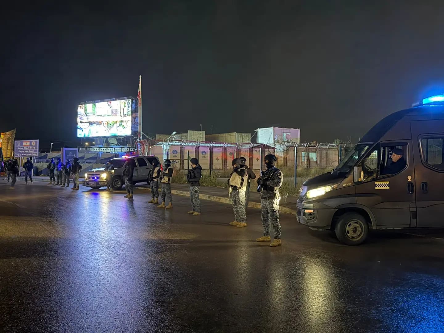 الأمن يعزز انتشاره في بيروت