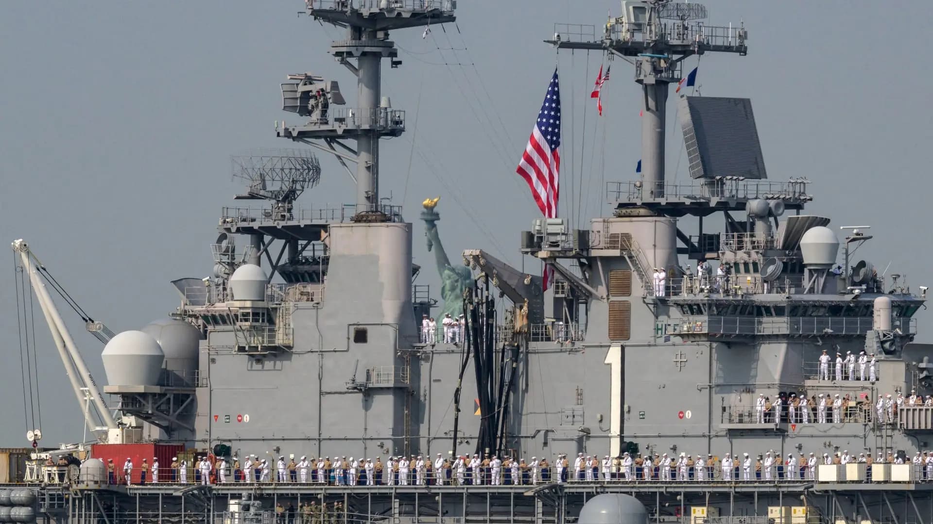 البنتاغون: إنزال أميركي على سفينة نفط إيرانية في المحيط الهندي