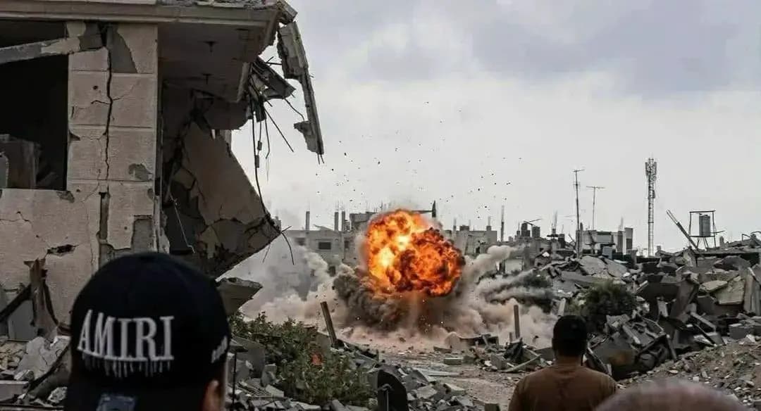 معاريف: قلق إسرائيلي من احتفاء سكان غزة بتصدي المقـ. ـاومة لمليشـ. ـيات متخابرة في خانيـ. ـونس