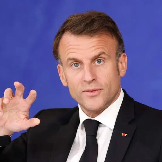 ماكرون يحذر إسرائيل من مخاطر العمليات البرية في لبنان