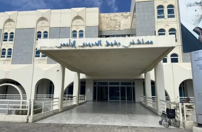 الزعتري: المستشفى خط الدفاع الأول ونواصل العمل