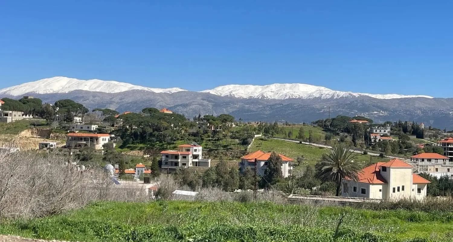 بدء إصلاح قسطل المياه على طريق دبين – مرجعيون