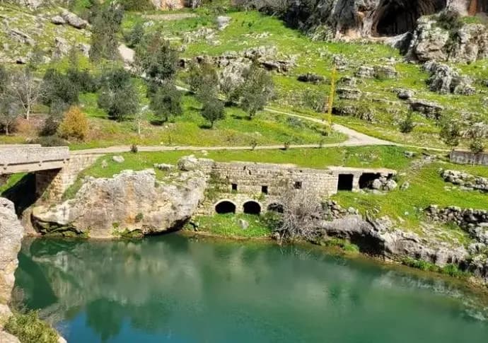 جسر سحمر – مشغرة تحت التهديد مجددًا.. والبلدية تحذر