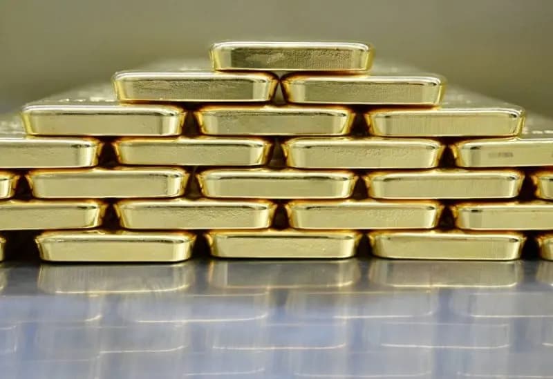الذهب يستقر