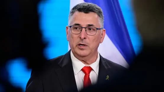 ساعر: تفكيك حـ. ـز.ب الله مصلحة مشتركة مع لبنان