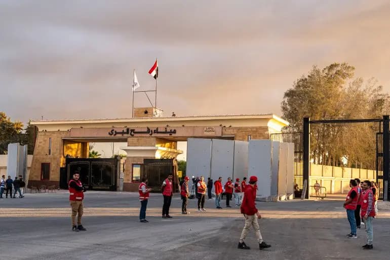 معبر رفح خارج الخدمة طبياً حتى إشعار آخر