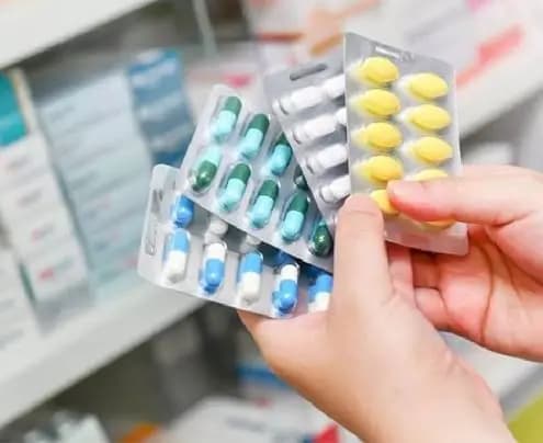 نقابة الصيادلة: الدواء مُهدّد!