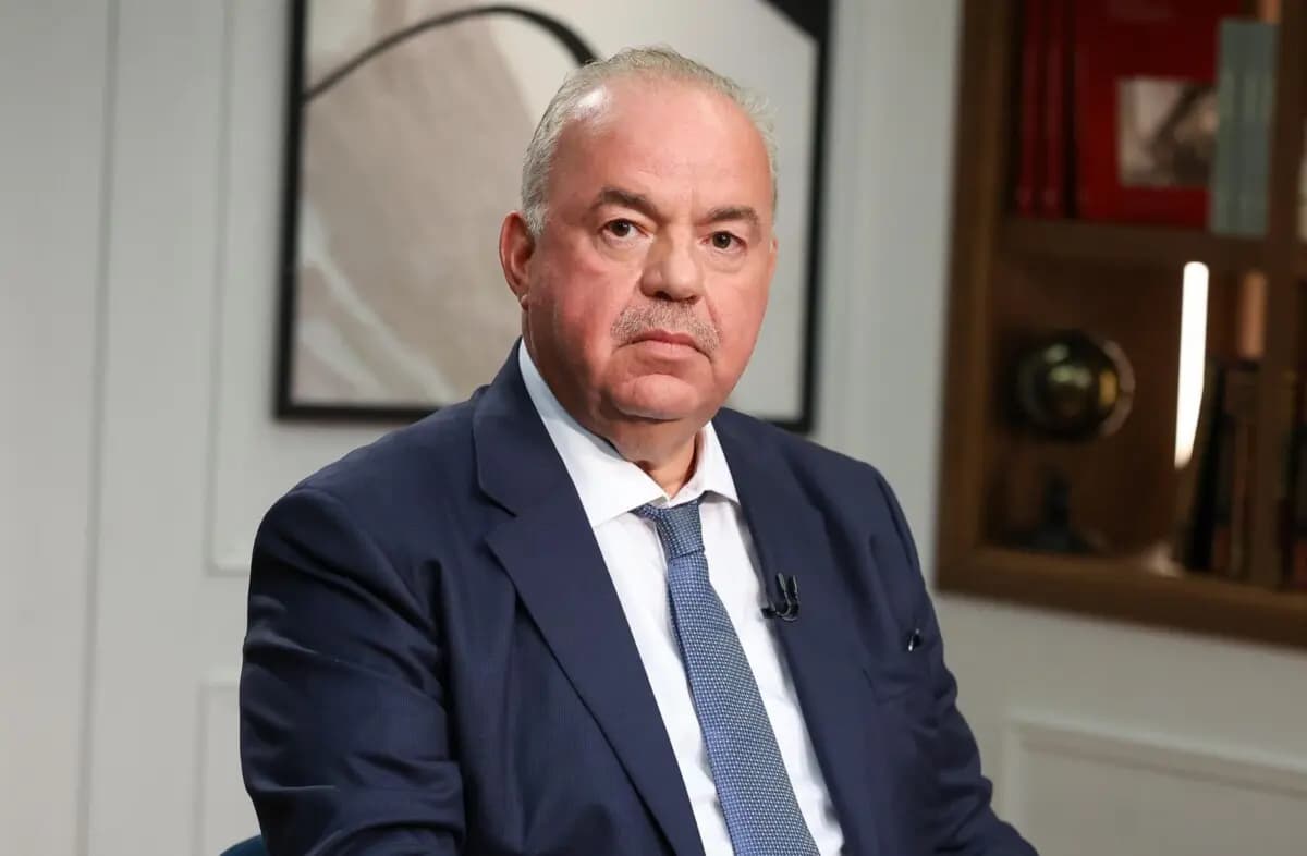 وزير الاتصالات ينفي.. ويطلب تحقيقًا فوريًا