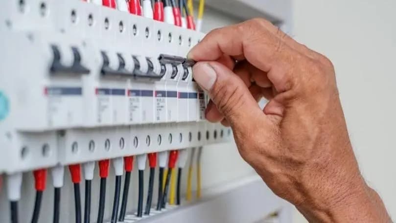 جولة على أصحاب المولدات.. ومحاضر ضبط بحق مخالفين