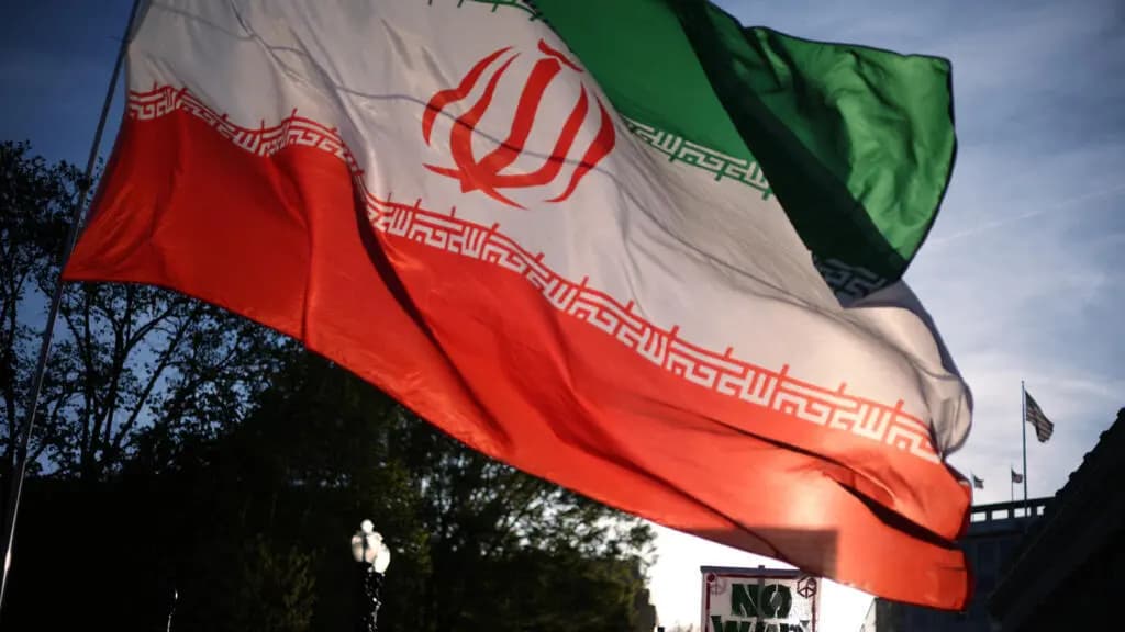 إيران: مرحلة جديدة في الإقليم بعد تراجع الهيمنة الأميركية