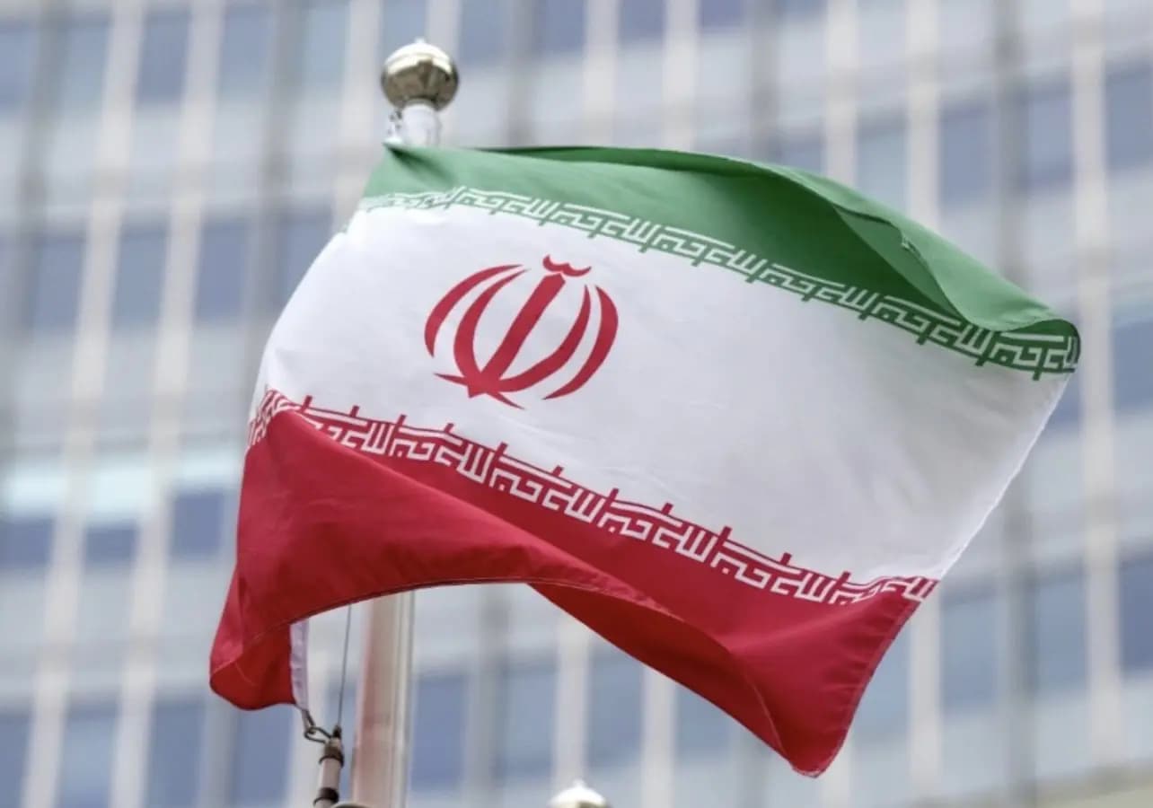 خامنئي: إيران ستبقى متماسكة