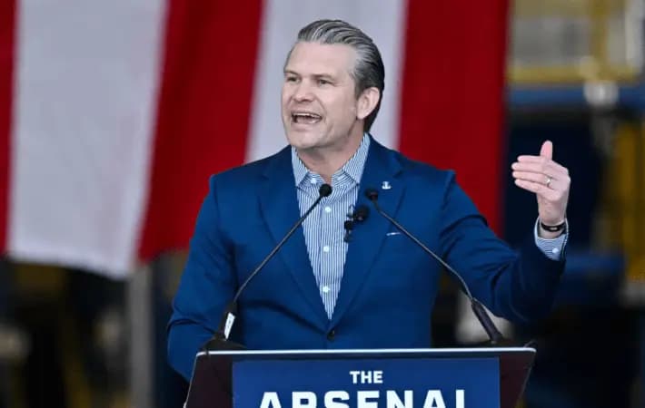 "واشنطن بوست": شكوك بشأن وزير الحرب