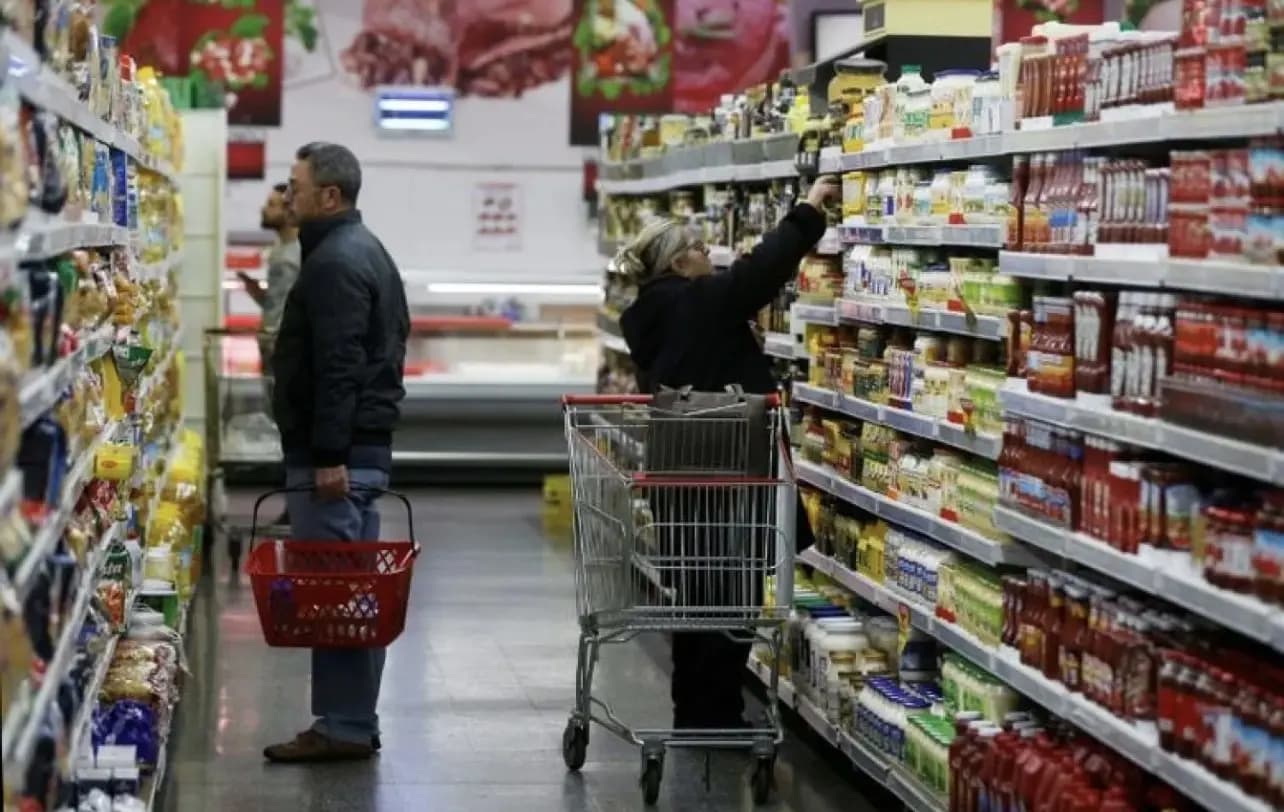 المخزون الغذائي في لبنان كاف لثلاثة أو أربعة أشهر