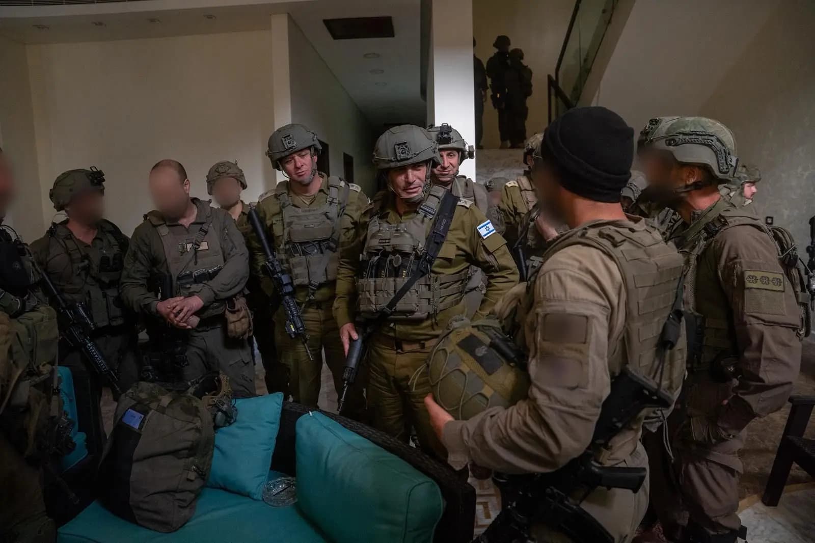 "لبنان ساحة قـ. ـتال رئيسية".. زامير: نواصل الضرب بلا توقف