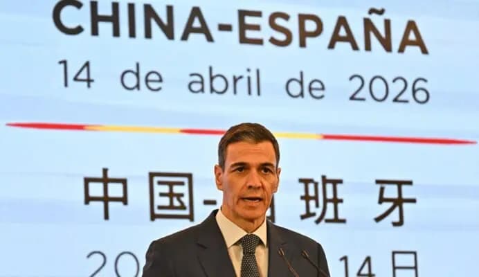 رئيس الوزراء الإسباني: نواجه تهديدات لأننا ندافع عن القانون الدولي