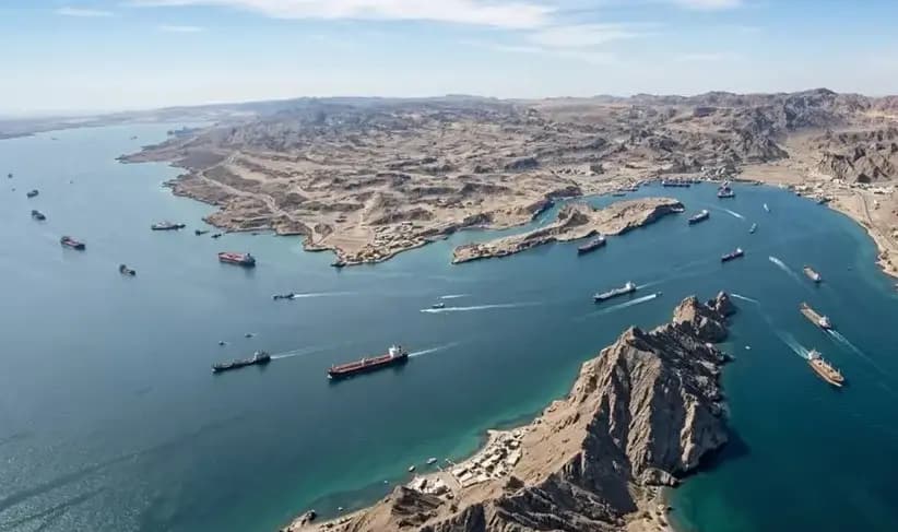 غارديان: معركة مضيق هرمز.. هل مزقت التحالف الغربي؟