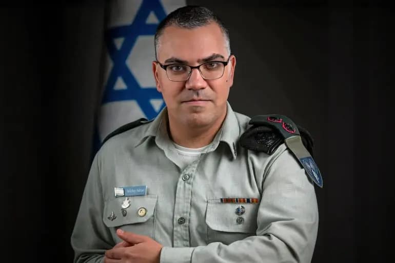 أدرعي يزعم: غارات جنوب لبنان والذريعة "خرق التهدئة"