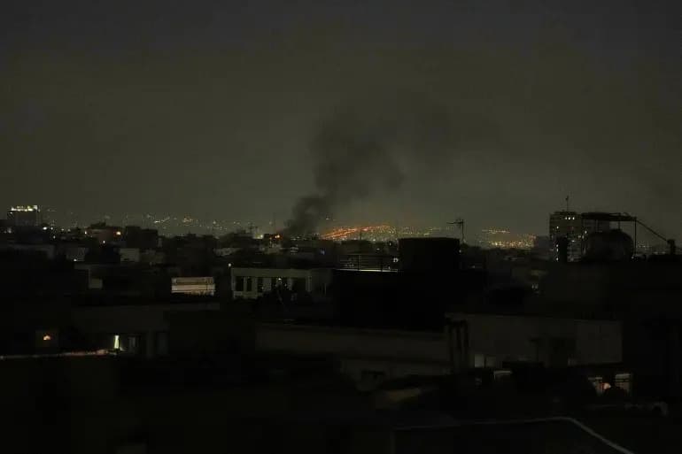 حما.س تدين العد.وان الأمريكي-الإسرائيلي وتدعو إيران لعدم اسـ.ـتهداف الجوار