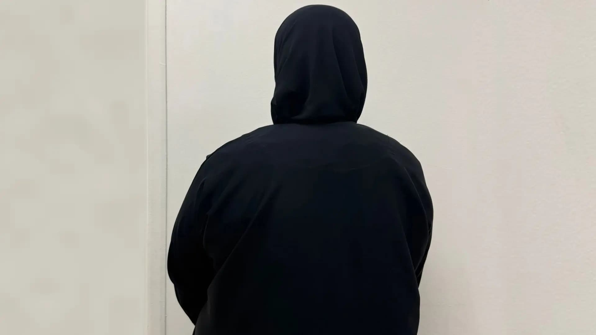 جريمـ.ة مروّعة في لبنان.. أم تعترف بخـ.نق طفلَيها