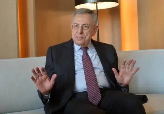 السنيورة: دعم قرارات الحكومة ضرورة وطنية