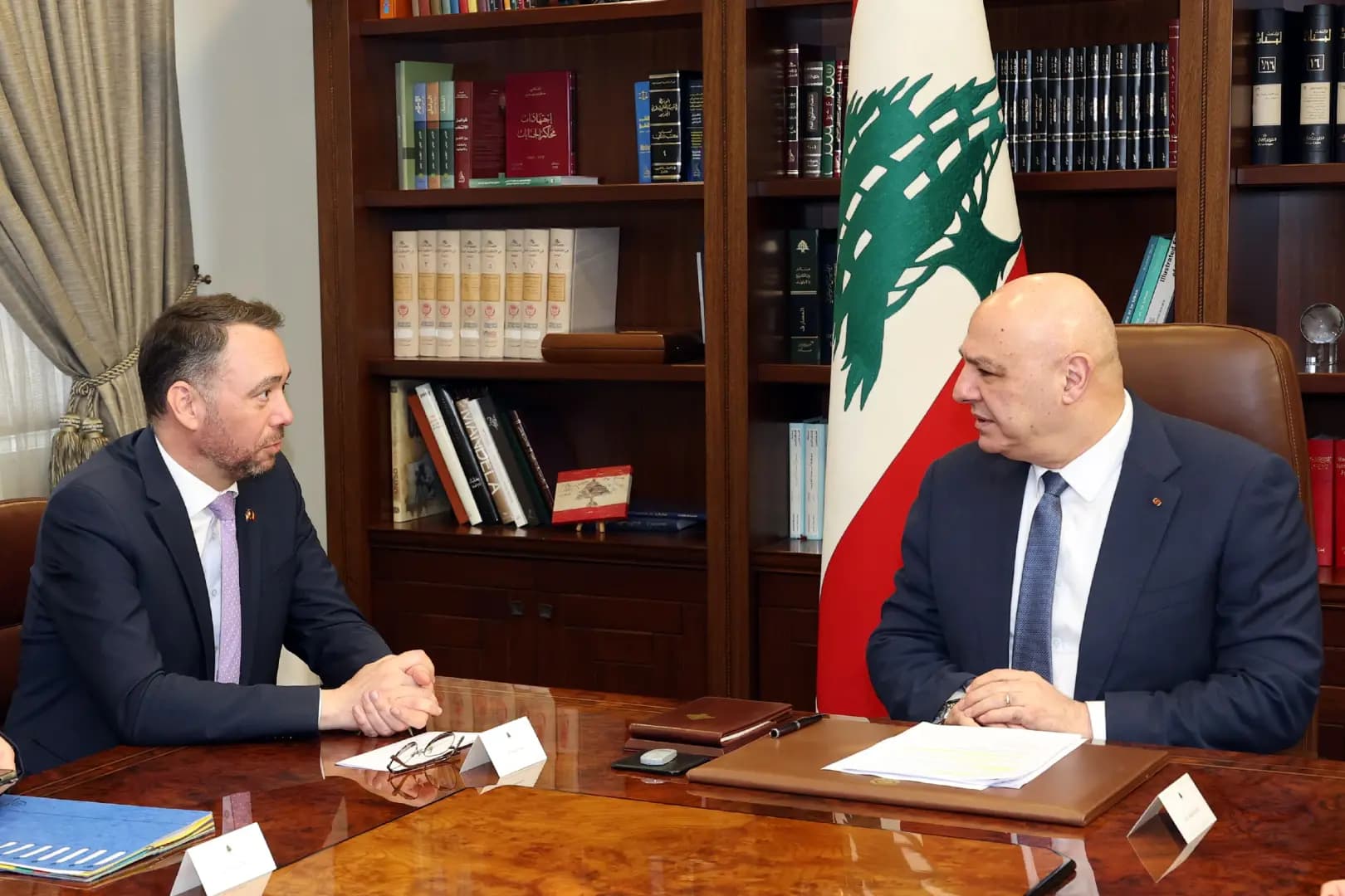 عون يستقبل وزير خارجية بلجيكا.. بحثٌ في التصعيد وسبل وقف الحـ.رب