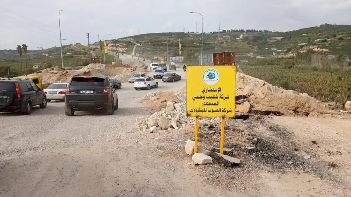 الأشغال تسرّع إعادة تأهيل طرق الجنوب وفتح محاور حيوية