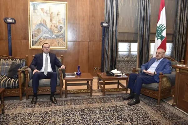 سلسلة استقبالات لبرّي