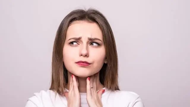 أسباب الحازوقة المتكررة وطرق علاجها