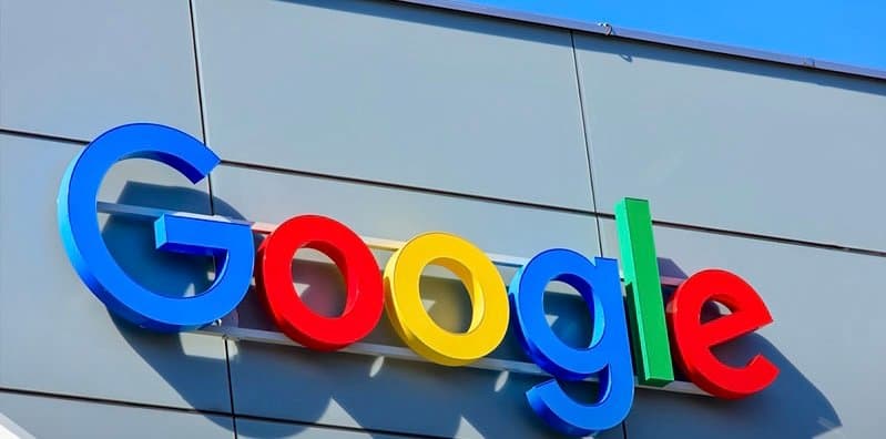 "غوغل" توقف مهندسًا صينيًّا بتهمة السرقة